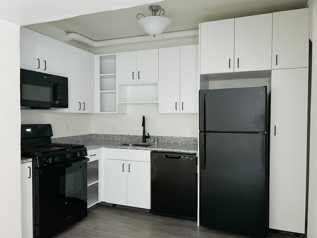 Renovated Kitchen Counters - Viking