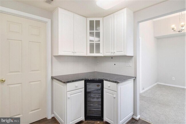Building Photo - 1807 Mountainview Dr