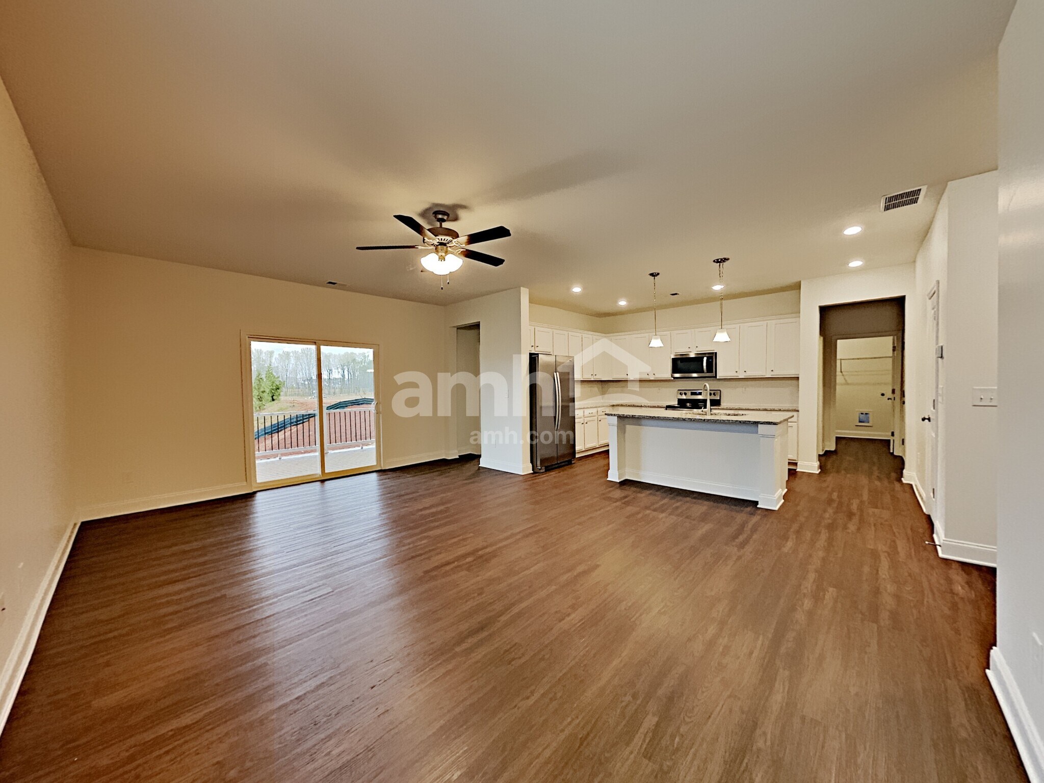 Building Photo - 5120 Smithbriar Dr