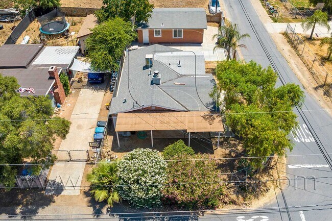 Building Photo - 23865 Goetz Dr