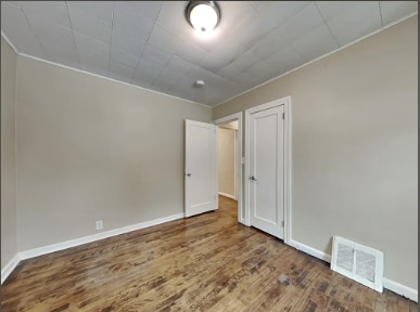 Building Photo - 6601 Logan Ave S