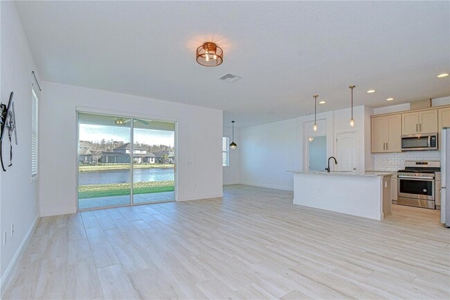 Building Photo - 2828 Posada Ln