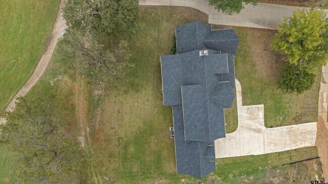 Building Photo - 4218 Hogan Dr