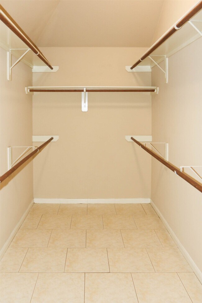 Building Photo - 18611 Peralta Hill Ln