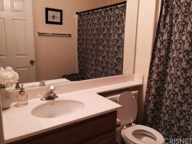 Building Photo - 7037 Paseo Encantada