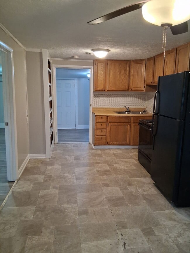 Building Photo - 203 Kensi Dr