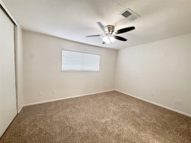 Building Photo - 1497 Springrock Ln