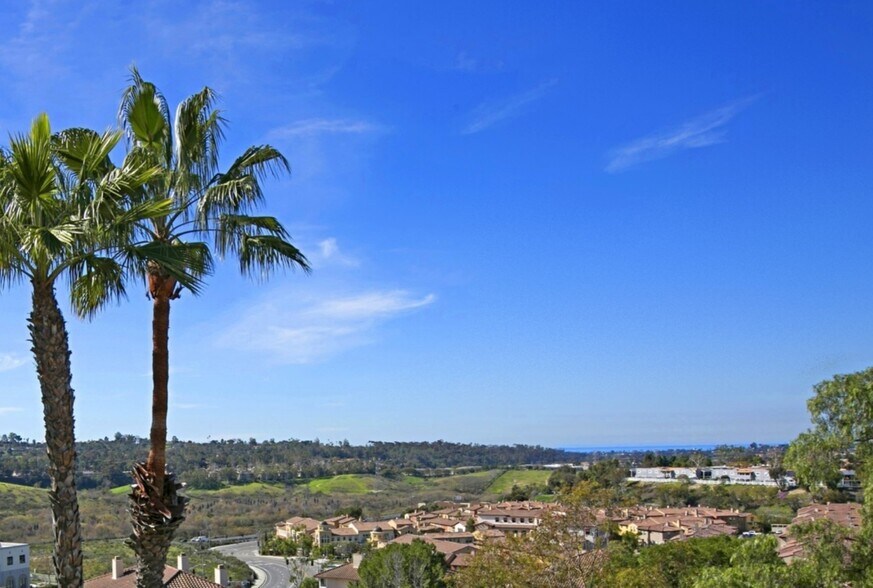 Building Photo - 3504 Paseo De Los Americanos