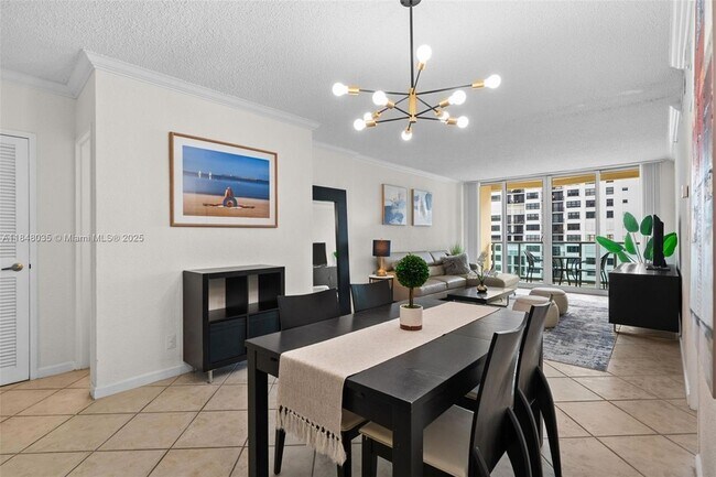 Building Photo - 2501 S Ocean Dr
