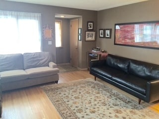 Front door w/coat closet in entry to living room - 4945 Zenith Ave S
