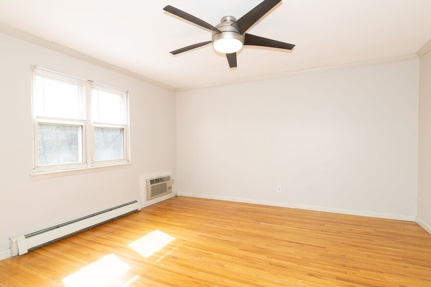 Building Photo - 300 Wilson Rd