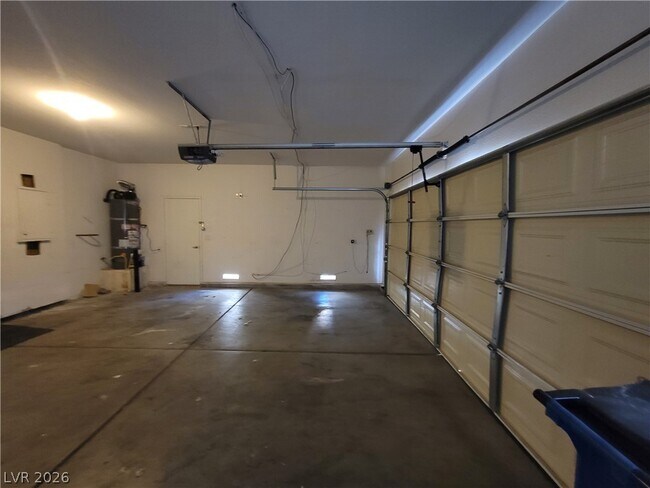 Building Photo - 7817 W Falcon Wing Ave