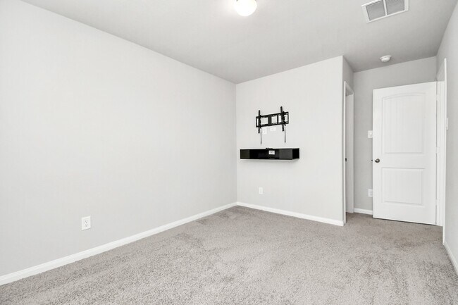 Building Photo - 3206 Alberelli Dr