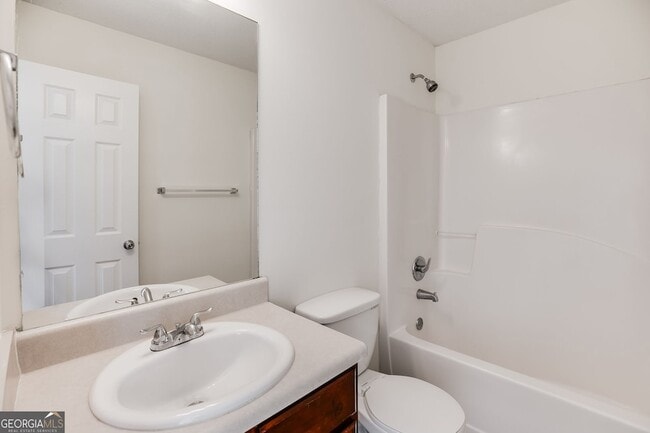 Building Photo - 6968 Foxmoor Way