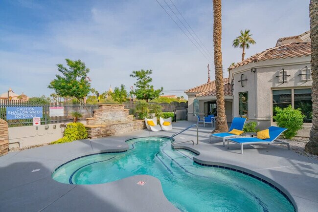 Building Photo - 10 W Minnezona Ave