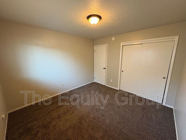 Building Photo - 3702 W Dorothea Ct