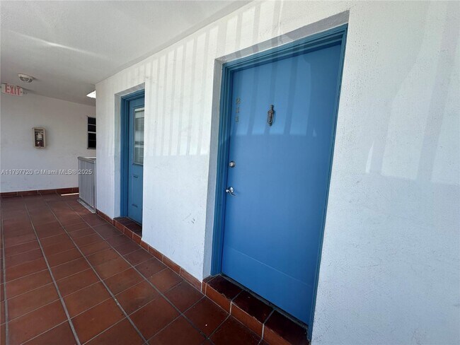 Building Photo - 201 Galen Dr