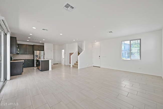 Building Photo - 4035 S 58th Ln