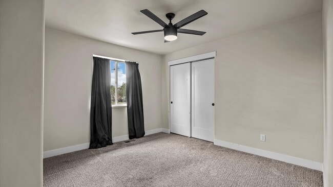 Building Photo - 3312-E 1/4 E 1/4 Rd