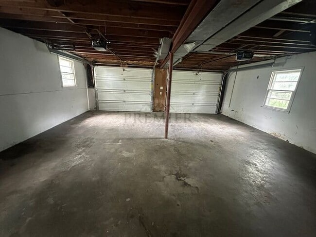 Building Photo - 7500 E 76th St