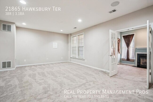 Building Photo - 21865 Hawksbury Terrace