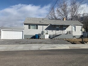 Building Photo - 565 E 300 N