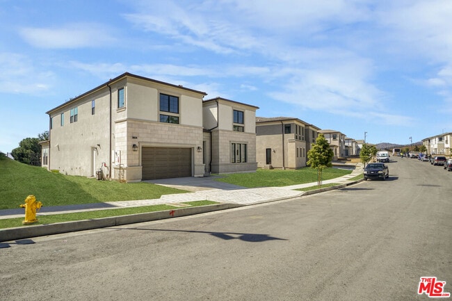 Building Photo - 20534 Edgewood Ct