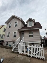 Building Photo - 15 N Windsor Ave