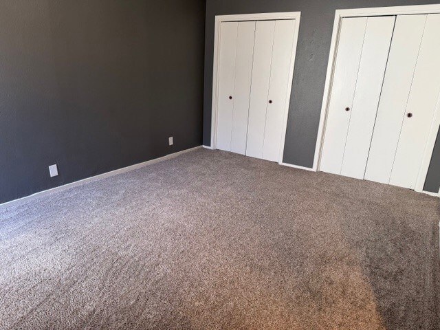 Building Photo - 1402 W Pecan Ave