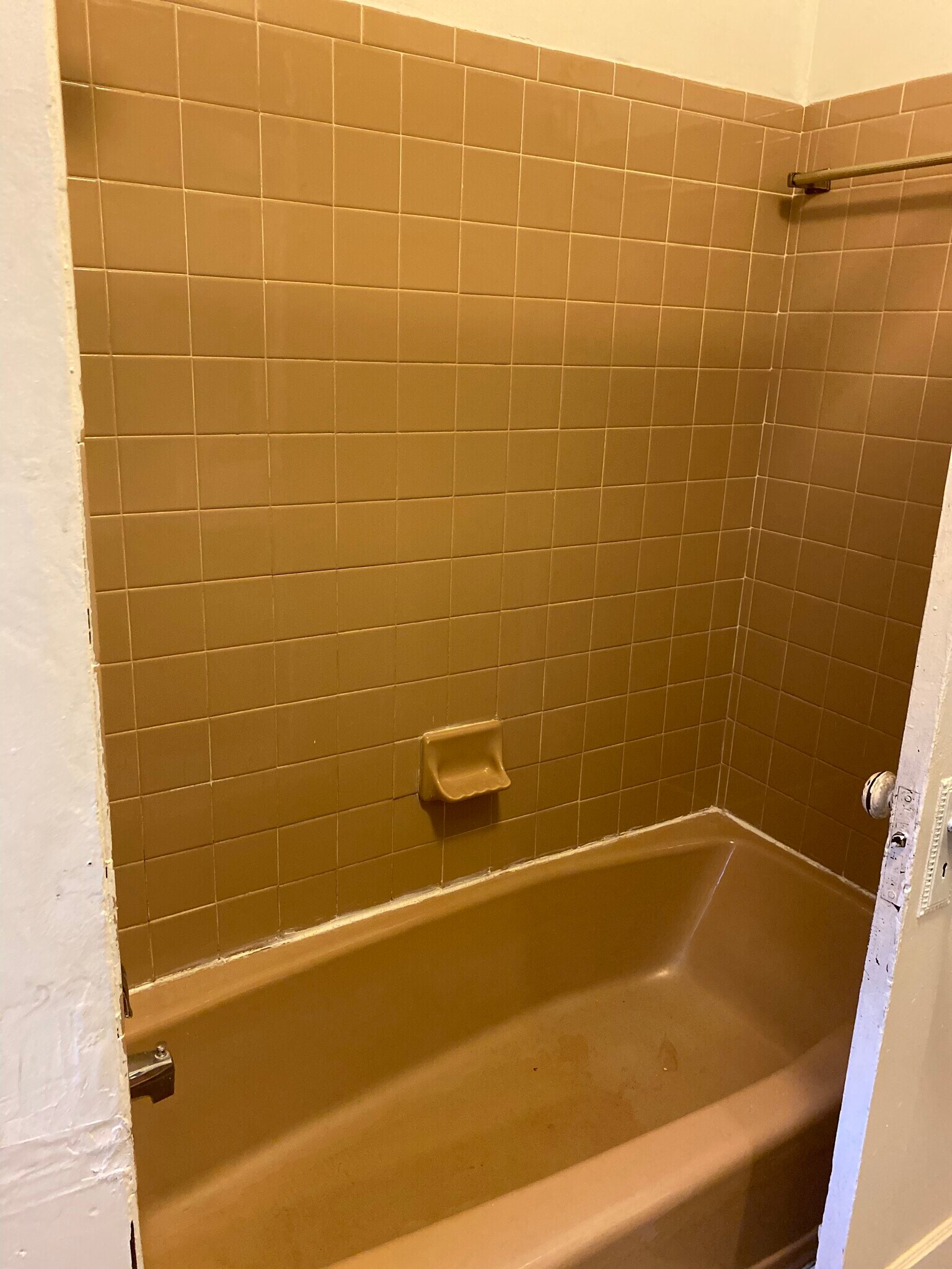 Building Photo - 3634 Michigan Ave