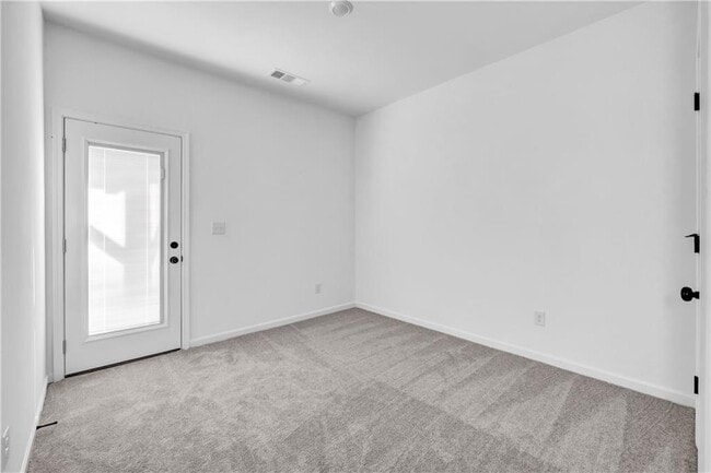 Building Photo - 5772 Schelton Pl