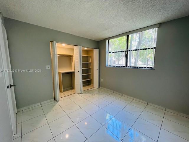 Building Photo - 8006 SW 149th Ave