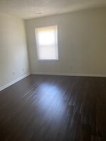 Building Photo - 3836 Nansemond Pky