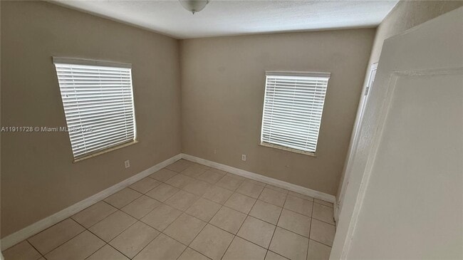 Building Photo - 3211 NW 19th Terrace