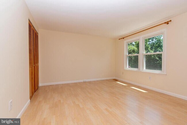 Building Photo - 13205 Black Walnut Ct