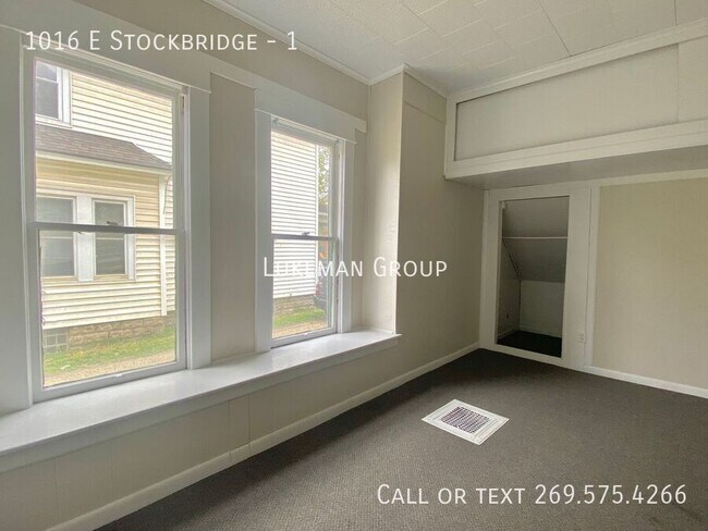 Building Photo - 1016 E Stockbridge-1