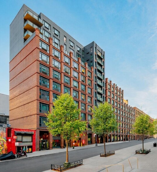 Building Photo - 181 Front St