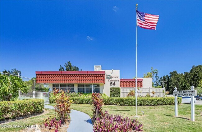 Building Photo - 47 Woodland Dr