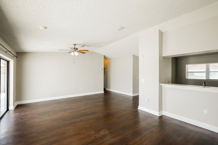 Building Photo - 13203 SW 276th Terrace