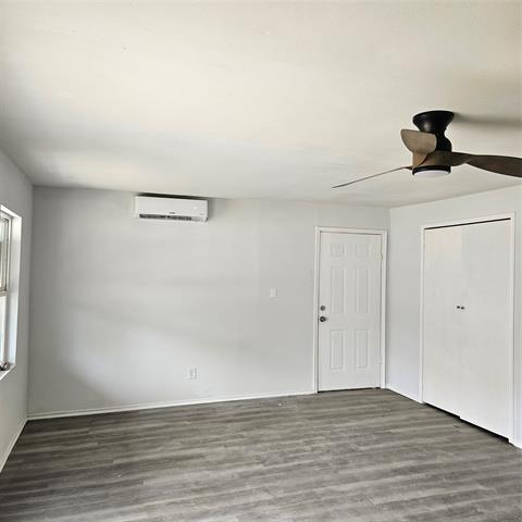 Building Photo - 1403 E 4th Ave