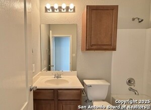 Building Photo - 6631 Hartnet Flds