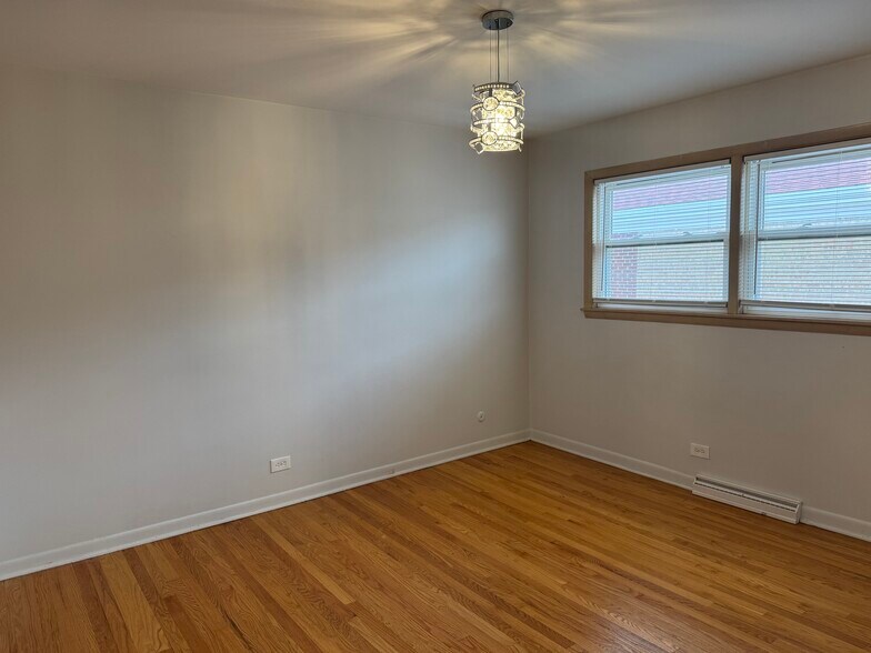 Building Photo - 3311 W Pratt Ave