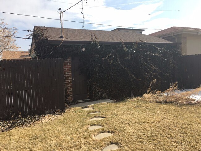 Building Photo - Live a Block Away from Sloan's Lake! Licen...