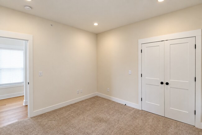 Building Photo - 136 Allison Way