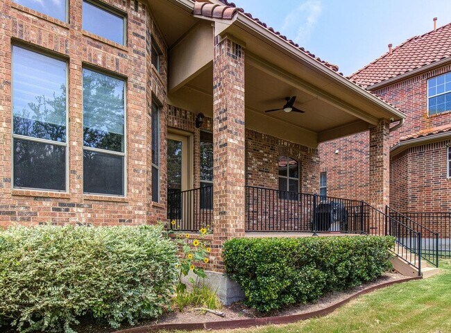 Building Photo - 1917 Lakecliff Hills Ln