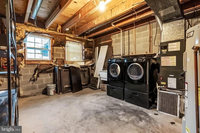 Building Photo - 10322 Castlehedge Terrace