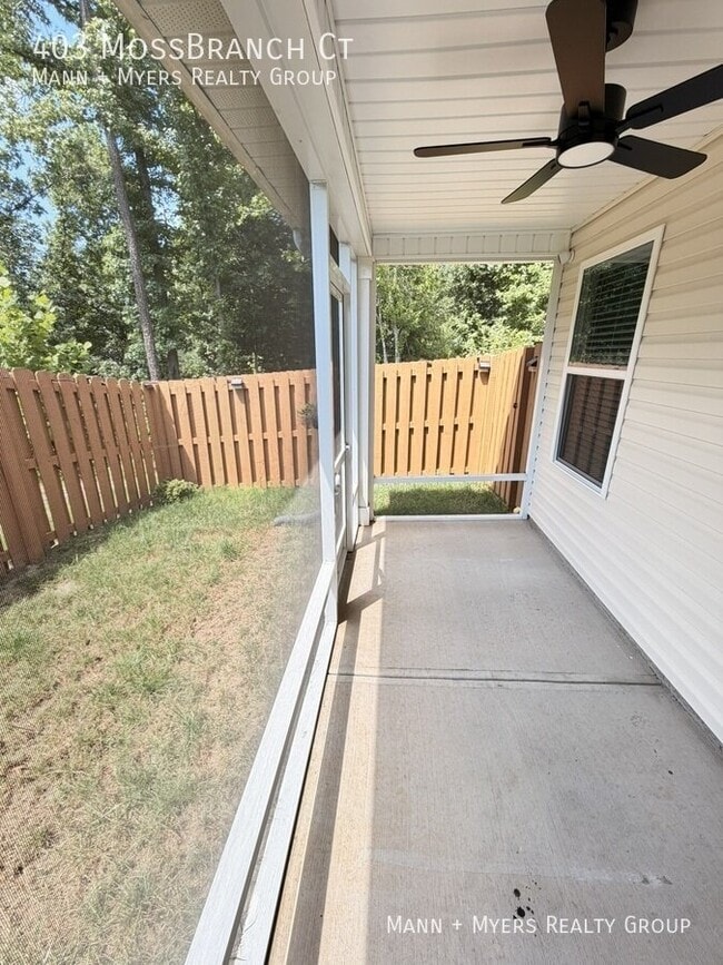 Building Photo - 403 MossBranch Ct