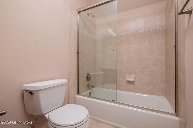 Building Photo - 3003 Glenhill Ct