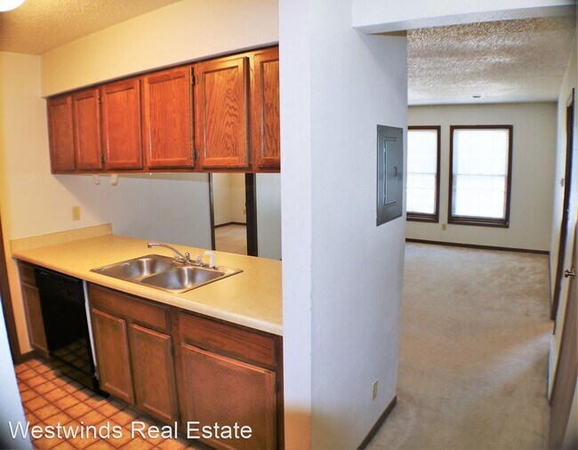 Building Photo - 2 br, 2 bath Apartment - 521 Kirkwood Aven...