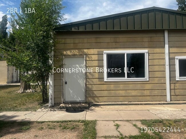 Building Photo - 215 Edmunds-